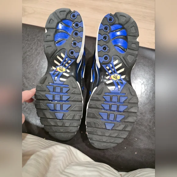 Nike Air Black with Blue Highlights Sneakers - Picture 6 of 7